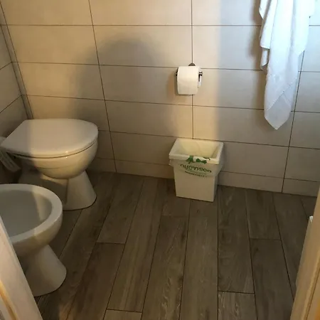 Casa Francia Emilia Levante Bologna