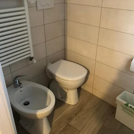 Casa Francia Emilia Levante Bologna