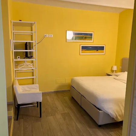 Casa Francia Emilia Levante Guest house *